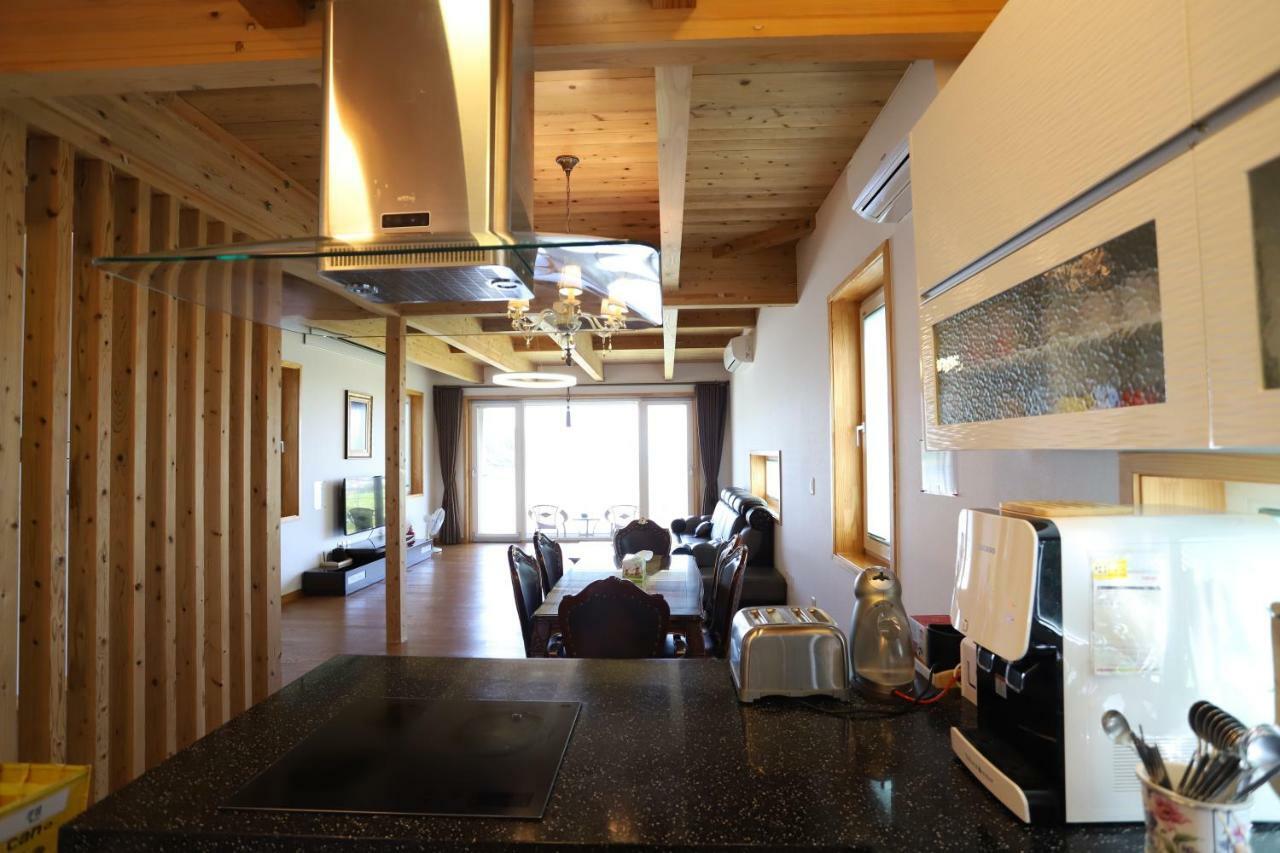 Jeju Lake Pension Bagian luar foto